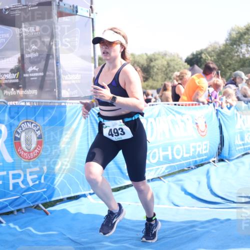 25.08.2024 - Elbe Triathlon Hamburg H.Heesch http://msf.ph/oto/6878886 25.08.2024 11:49:59 Ziel 411, 493, 785 meine-sportfotos.de