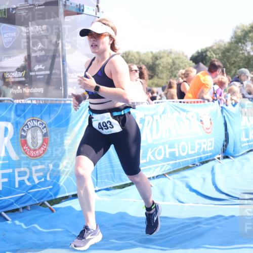 25.08.2024 - Elbe Triathlon Hamburg H.Heesch http://msf.ph/oto/6878888 25.08.2024 11:49:59 Ziel 411, 493, 785 meine-sportfotos.de