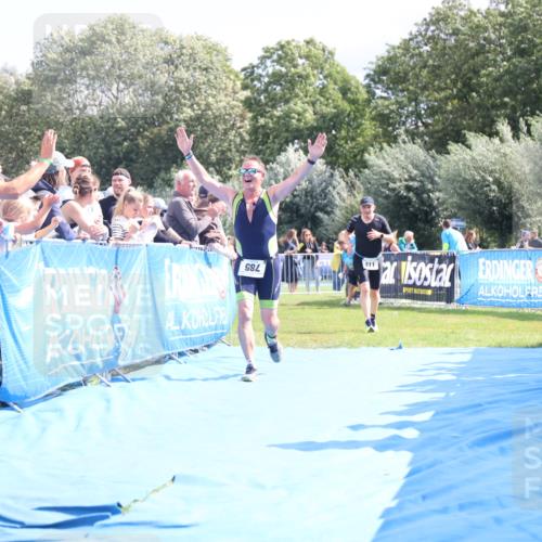 25.08.2024 - Elbe Triathlon Hamburg H.Heesch http://msf.ph/oto/6878890 25.08.2024 11:50:02 Ziel 411, 493, 785 meine-sportfotos.de
