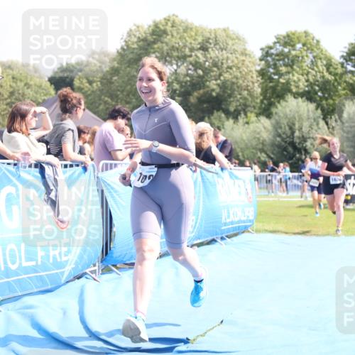 25.08.2024 - Elbe Triathlon Hamburg H.Heesch http://msf.ph/oto/6878924 25.08.2024 12:12:36 Ziel 1528, 1636, 1679 meine-sportfotos.de