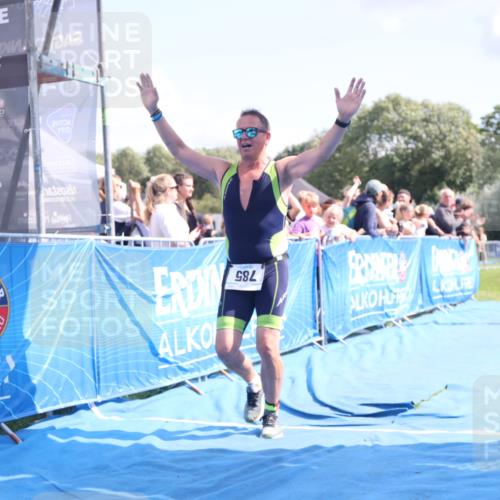 25.08.2024 - Elbe Triathlon Hamburg H.Heesch http://msf.ph/oto/6878931 25.08.2024 11:50:04 Ziel 411, 493, 509, 785 meine-sportfotos.de