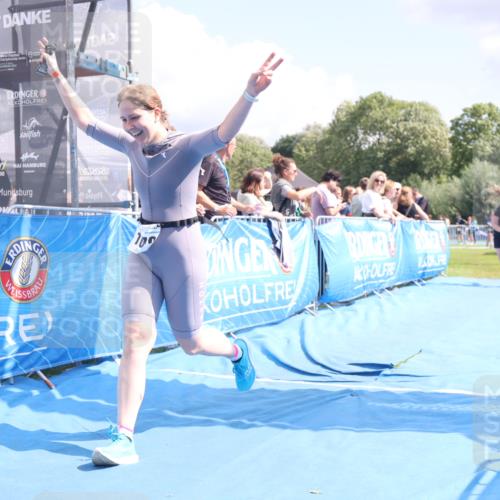25.08.2024 - Elbe Triathlon Hamburg H.Heesch http://msf.ph/oto/6878952 25.08.2024 12:12:37 Ziel 1528, 1636, 1679 meine-sportfotos.de