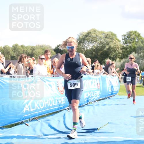 25.08.2024 - Elbe Triathlon Hamburg H.Heesch http://msf.ph/oto/6878979 25.08.2024 11:50:12 Ziel 411, 509, 1672 meine-sportfotos.de
