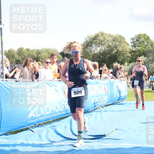25.08.2024 - Elbe Triathlon Hamburg H.Heesch http://msf.ph/oto/6878980 25.08.2024 11:50:12 Ziel 411, 509, 1672 meine-sportfotos.de