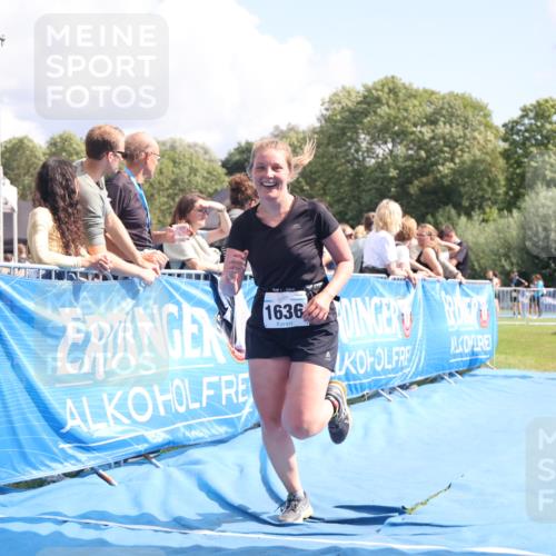 25.08.2024 - Elbe Triathlon Hamburg H.Heesch http://msf.ph/oto/6878981 25.08.2024 12:12:39 Ziel 1528, 1636, 1679 meine-sportfotos.de