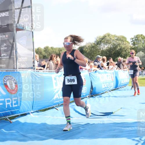25.08.2024 - Elbe Triathlon Hamburg H.Heesch http://msf.ph/oto/6878992 25.08.2024 11:50:13 Ziel 411, 509, 1672 meine-sportfotos.de