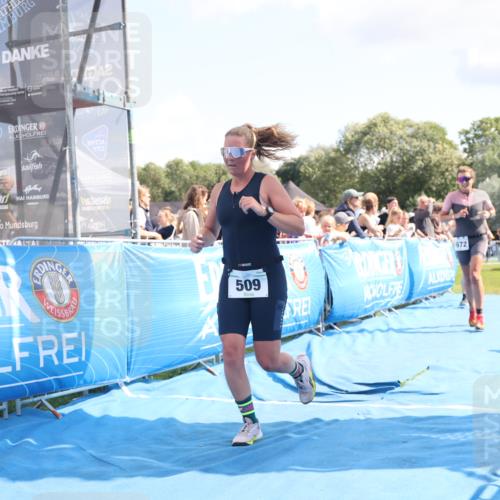 25.08.2024 - Elbe Triathlon Hamburg H.Heesch http://msf.ph/oto/6878994 25.08.2024 11:50:13 Ziel 411, 509, 1672 meine-sportfotos.de