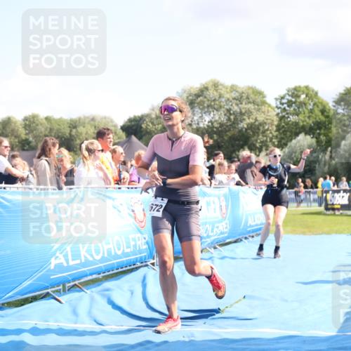 25.08.2024 - Elbe Triathlon Hamburg H.Heesch http://msf.ph/oto/6879023 25.08.2024 11:50:14 Ziel 411, 509, 1672 meine-sportfotos.de
