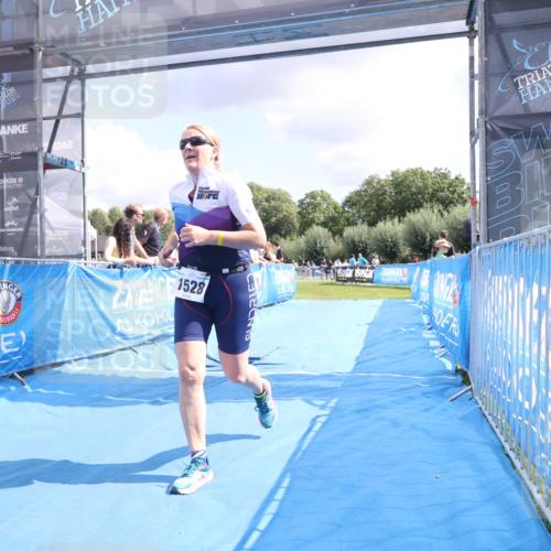 25.08.2024 - Elbe Triathlon Hamburg H.Heesch http://msf.ph/oto/6879035 25.08.2024 12:12:44 Ziel 1528, 1636 meine-sportfotos.de