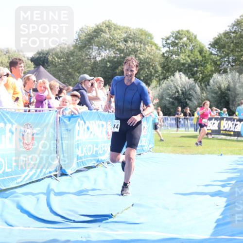 25.08.2024 - Elbe Triathlon Hamburg H.Heesch http://msf.ph/oto/6879074 25.08.2024 11:50:27 Ziel 1414 meine-sportfotos.de