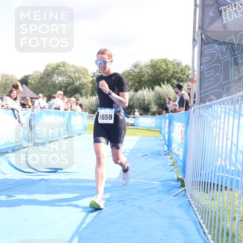 25.08.2024 - Elbe Triathlon Hamburg H.Heesch http://msf.ph/oto/6879092 25.08.2024 12:13:39 Ziel 1659 meine-sportfotos.de