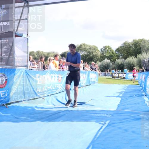 25.08.2024 - Elbe Triathlon Hamburg H.Heesch http://msf.ph/oto/6879105 25.08.2024 11:50:28 Ziel 1414 meine-sportfotos.de