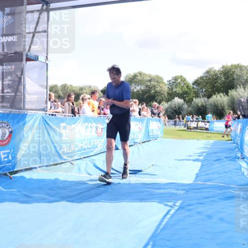 25.08.2024 - Elbe Triathlon Hamburg H.Heesch http://msf.ph/oto/6879109 25.08.2024 11:50:28 Ziel 1414 meine-sportfotos.de