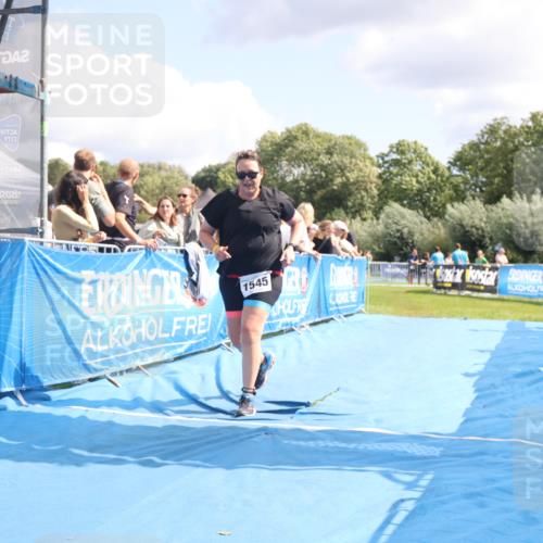 25.08.2024 - Elbe Triathlon Hamburg H.Heesch http://msf.ph/oto/6879116 25.08.2024 12:13:50 Ziel 1545, 1680 meine-sportfotos.de