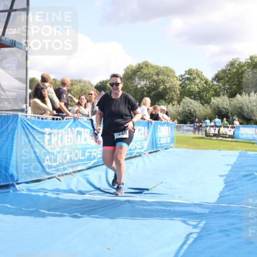 25.08.2024 - Elbe Triathlon Hamburg H.Heesch http://msf.ph/oto/6879118 25.08.2024 12:13:50 Ziel 1545, 1680 meine-sportfotos.de