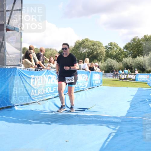 25.08.2024 - Elbe Triathlon Hamburg H.Heesch http://msf.ph/oto/6879122 25.08.2024 12:13:50 Ziel 1545, 1680 meine-sportfotos.de