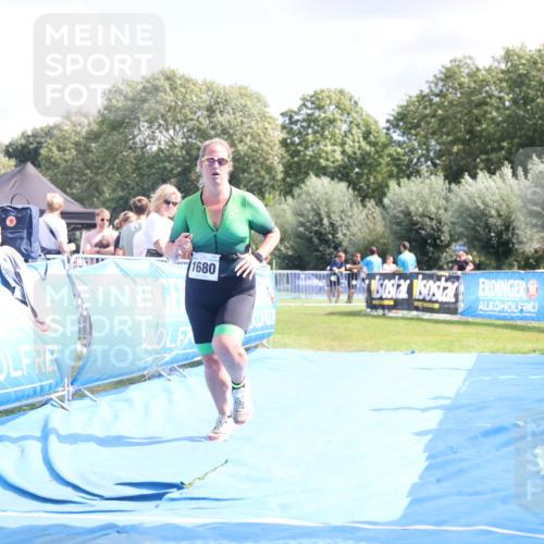 25.08.2024 - Elbe Triathlon Hamburg H.Heesch http://msf.ph/oto/6879135 25.08.2024 12:13:58 Ziel 1680 meine-sportfotos.de