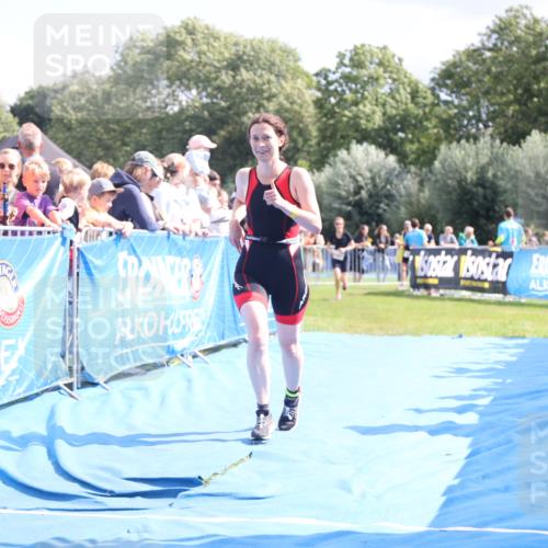 25.08.2024 - Elbe Triathlon Hamburg H.Heesch http://msf.ph/oto/6879155 25.08.2024 11:50:49 Ziel 1502, 1587 meine-sportfotos.de