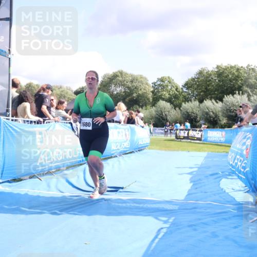 25.08.2024 - Elbe Triathlon Hamburg H.Heesch http://msf.ph/oto/6879158 25.08.2024 12:13:59 Ziel 1680 meine-sportfotos.de
