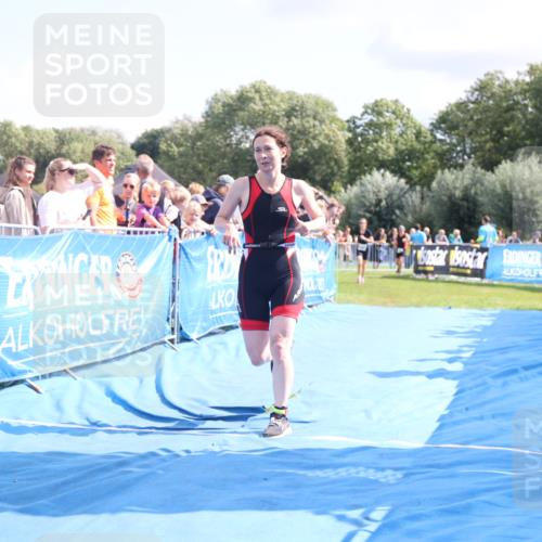 25.08.2024 - Elbe Triathlon Hamburg H.Heesch http://msf.ph/oto/6879173 25.08.2024 11:50:49 Ziel 1502, 1587 meine-sportfotos.de