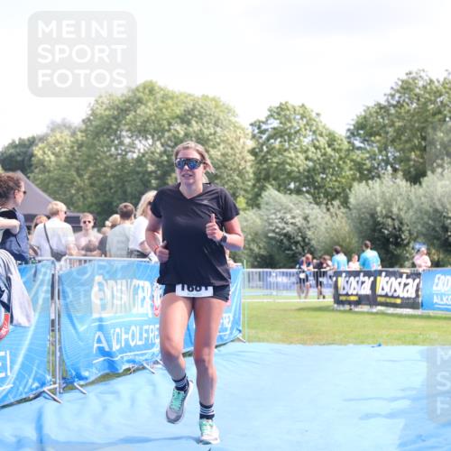 25.08.2024 - Elbe Triathlon Hamburg H.Heesch http://msf.ph/oto/6879181 25.08.2024 12:14:08 Ziel 1681 meine-sportfotos.de