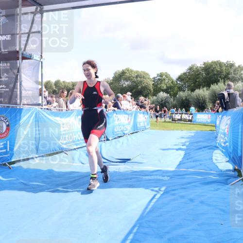 25.08.2024 - Elbe Triathlon Hamburg H.Heesch http://msf.ph/oto/6879192 25.08.2024 11:50:50 Ziel 1502, 1587 meine-sportfotos.de