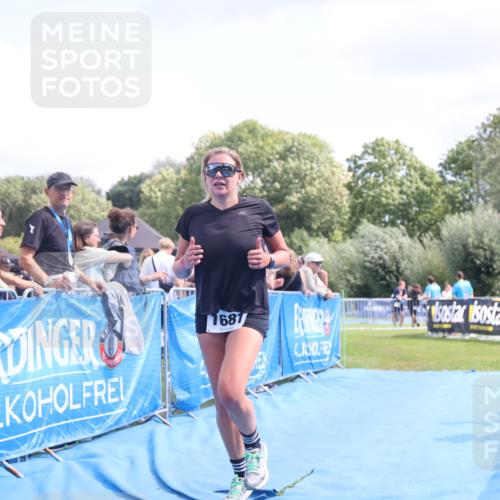 25.08.2024 - Elbe Triathlon Hamburg H.Heesch http://msf.ph/oto/6879197 25.08.2024 12:14:08 Ziel 1681 meine-sportfotos.de