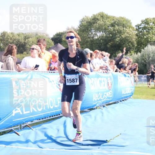 25.08.2024 - Elbe Triathlon Hamburg H.Heesch http://msf.ph/oto/6879234 25.08.2024 11:50:56 Ziel 1502, 1587 meine-sportfotos.de