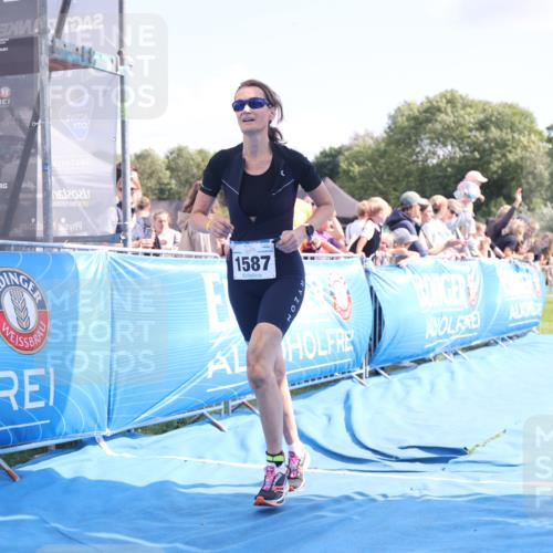 25.08.2024 - Elbe Triathlon Hamburg H.Heesch http://msf.ph/oto/6879252 25.08.2024 11:50:56 Ziel 1502, 1587 meine-sportfotos.de