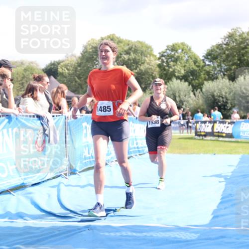 25.08.2024 - Elbe Triathlon Hamburg H.Heesch http://msf.ph/oto/6879309 25.08.2024 12:15:54 Ziel 1485, 1538, 1720 meine-sportfotos.de