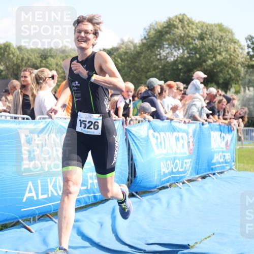 25.08.2024 - Elbe Triathlon Hamburg H.Heesch http://msf.ph/oto/6879323 25.08.2024 11:51:07 Ziel 220, 1526 meine-sportfotos.de