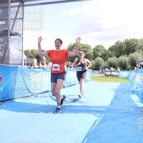 25.08.2024 - Elbe Triathlon Hamburg H.Heesch http://msf.ph/oto/6879328 25.08.2024 12:15:55 Ziel 1485, 1538, 1720 meine-sportfotos.de