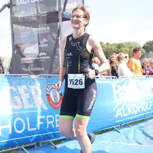 25.08.2024 - Elbe Triathlon Hamburg H.Heesch http://msf.ph/oto/6879341 25.08.2024 11:51:07 Ziel 220, 1526 meine-sportfotos.de
