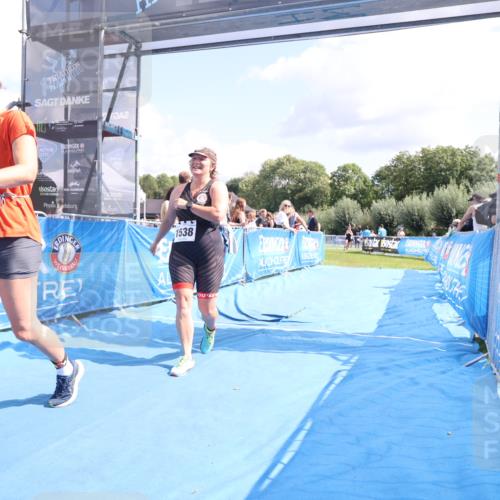 25.08.2024 - Elbe Triathlon Hamburg H.Heesch http://msf.ph/oto/6879357 25.08.2024 12:15:56 Ziel 1485, 1538, 1720 meine-sportfotos.de