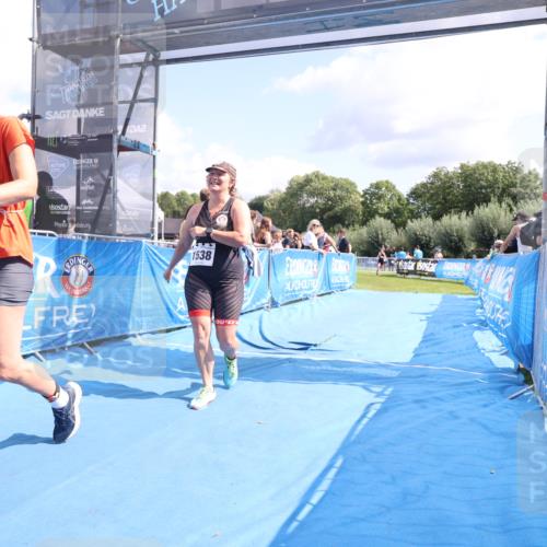 25.08.2024 - Elbe Triathlon Hamburg H.Heesch http://msf.ph/oto/6879358 25.08.2024 12:15:56 Ziel 1485, 1538, 1720 meine-sportfotos.de