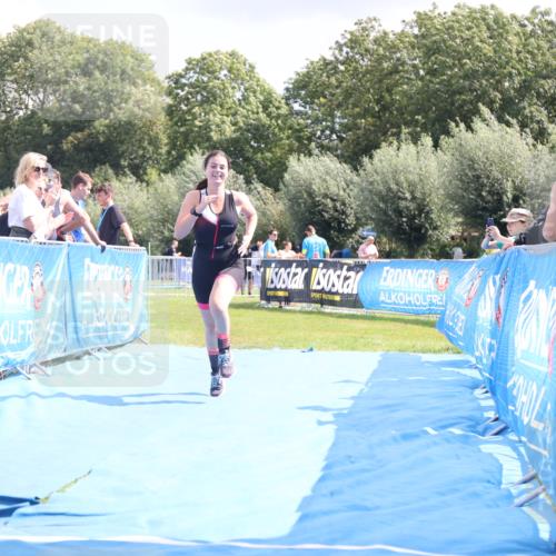 25.08.2024 - Elbe Triathlon Hamburg H.Heesch http://msf.ph/oto/6879375 25.08.2024 12:16:01 Ziel 1485, 1538, 1720 meine-sportfotos.de