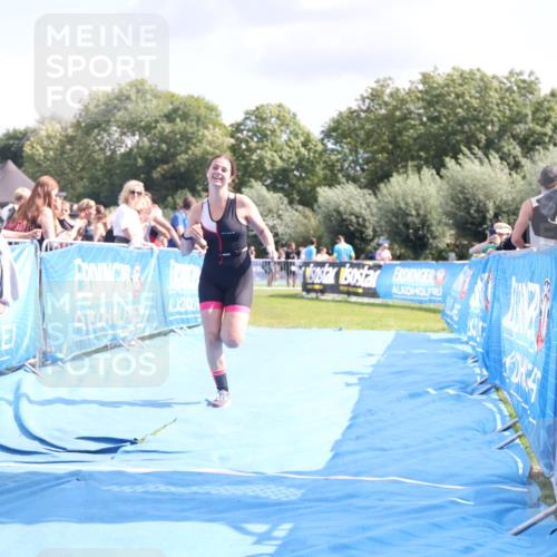 25.08.2024 - Elbe Triathlon Hamburg H.Heesch http://msf.ph/oto/6879396 25.08.2024 12:16:02 Ziel 1538, 1720 meine-sportfotos.de