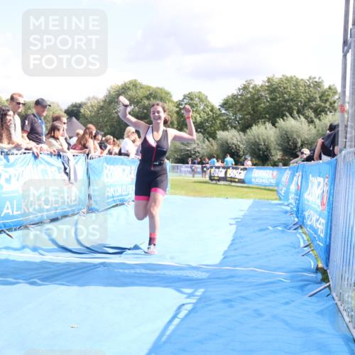 25.08.2024 - Elbe Triathlon Hamburg H.Heesch http://msf.ph/oto/6879408 25.08.2024 12:16:02 Ziel 1538, 1720 meine-sportfotos.de