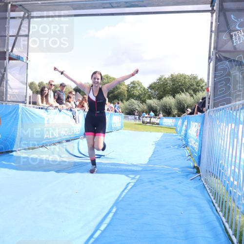 25.08.2024 - Elbe Triathlon Hamburg H.Heesch http://msf.ph/oto/6879423 25.08.2024 12:16:02 Ziel 1538, 1720 meine-sportfotos.de
