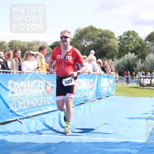25.08.2024 - Elbe Triathlon Hamburg H.Heesch http://msf.ph/oto/6879428 25.08.2024 11:51:29 Ziel 427 meine-sportfotos.de