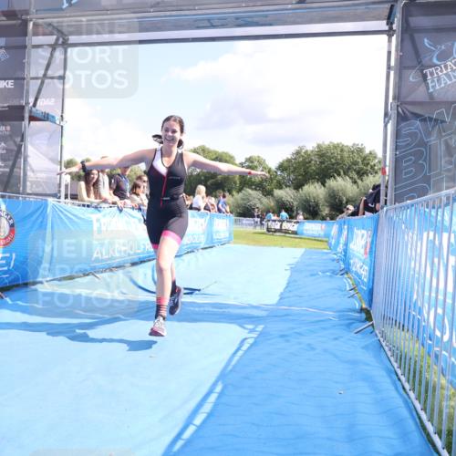 25.08.2024 - Elbe Triathlon Hamburg H.Heesch http://msf.ph/oto/6879429 25.08.2024 12:16:03 Ziel 1538, 1720 meine-sportfotos.de