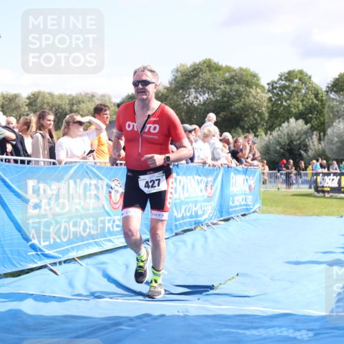25.08.2024 - Elbe Triathlon Hamburg H.Heesch http://msf.ph/oto/6879430 25.08.2024 11:51:29 Ziel 427 meine-sportfotos.de