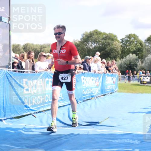 25.08.2024 - Elbe Triathlon Hamburg H.Heesch http://msf.ph/oto/6879436 25.08.2024 11:51:29 Ziel 427 meine-sportfotos.de