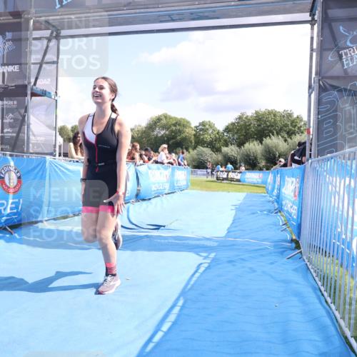 25.08.2024 - Elbe Triathlon Hamburg H.Heesch http://msf.ph/oto/6879440 25.08.2024 12:16:03 Ziel 1538, 1720 meine-sportfotos.de
