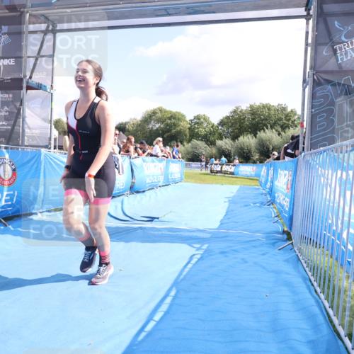 25.08.2024 - Elbe Triathlon Hamburg H.Heesch http://msf.ph/oto/6879442 25.08.2024 12:16:03 Ziel 1538, 1720 meine-sportfotos.de