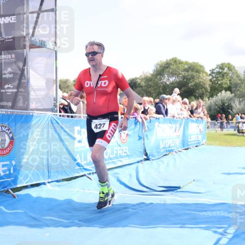 25.08.2024 - Elbe Triathlon Hamburg H.Heesch http://msf.ph/oto/6879447 25.08.2024 11:51:29 Ziel 427 meine-sportfotos.de