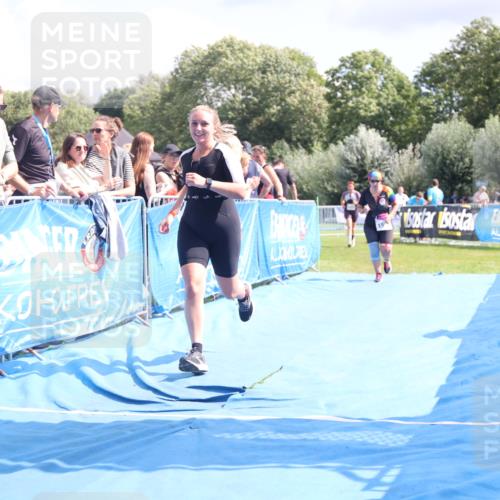 25.08.2024 - Elbe Triathlon Hamburg H.Heesch http://msf.ph/oto/6879454 25.08.2024 12:16:21 Ziel 1471, 1583, 1667 meine-sportfotos.de