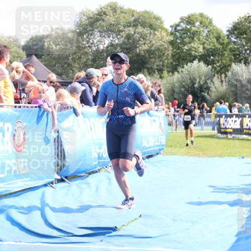 25.08.2024 - Elbe Triathlon Hamburg H.Heesch http://msf.ph/oto/6879459 25.08.2024 11:51:44 Ziel 1480, 1559 meine-sportfotos.de