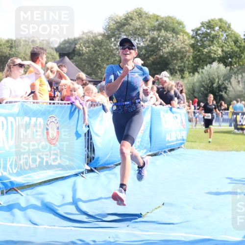 25.08.2024 - Elbe Triathlon Hamburg H.Heesch http://msf.ph/oto/6879464 25.08.2024 11:51:44 Ziel 1480, 1559 meine-sportfotos.de