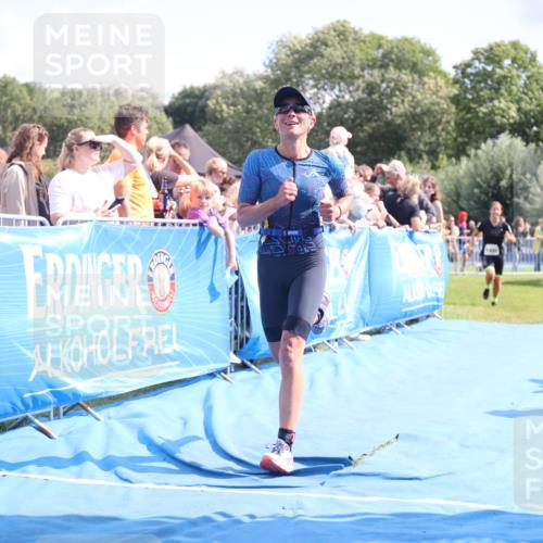 25.08.2024 - Elbe Triathlon Hamburg H.Heesch http://msf.ph/oto/6879468 25.08.2024 11:51:44 Ziel 1480, 1559 meine-sportfotos.de